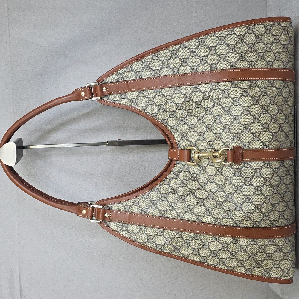GUCCI GG Supreme Joy Shoulder Bag - Picture 2 of 16